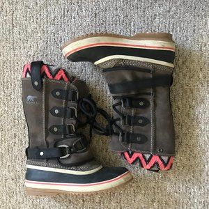 Sorel Joan of Arctic Pink Chevron Boots